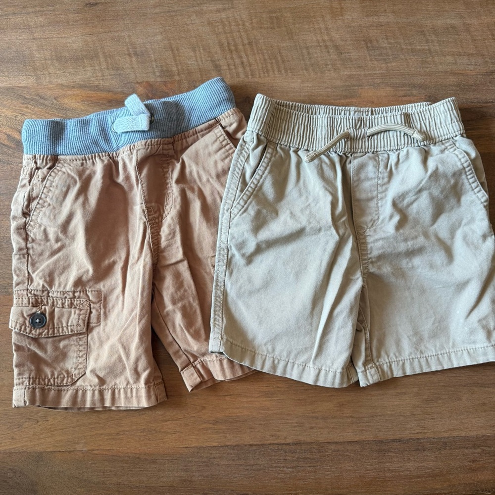⚡️3/$20 Tan and Cream Kids Shorts Set - 2T toddler